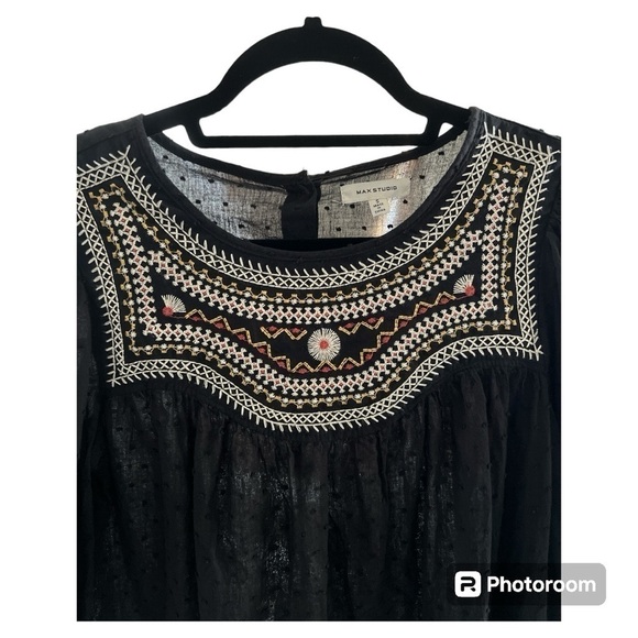 Max Studio black boho Swiss dot embroidered top Small - Picture 2 of 5